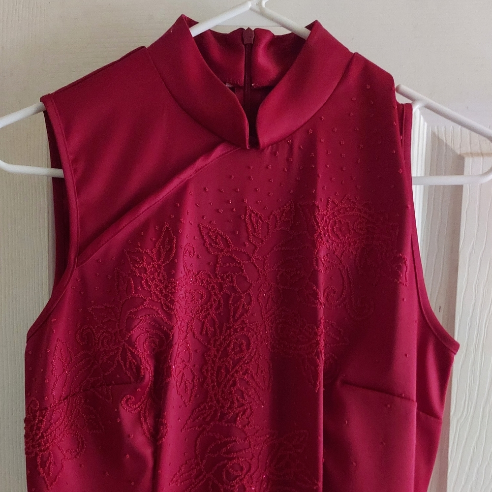 elegant deep red vintage gown size 8